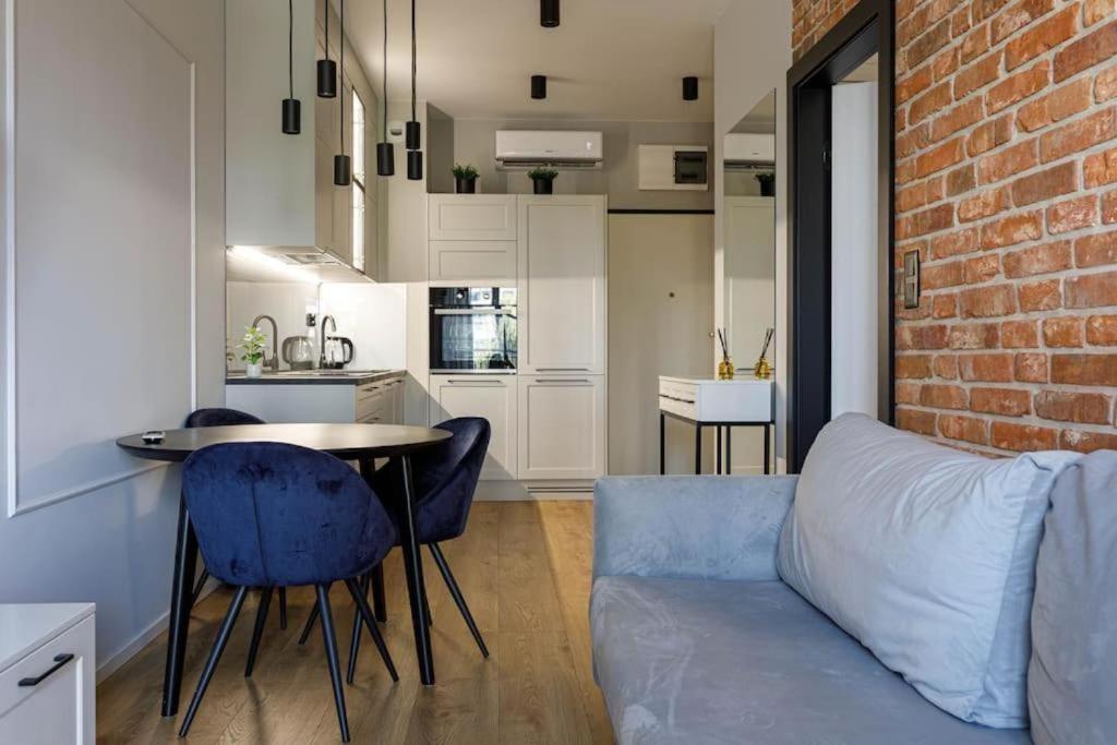 Golden Apartments Wroclaw - Great Location - Cozy And Bright&Janapawla19 Zewnętrze zdjęcie